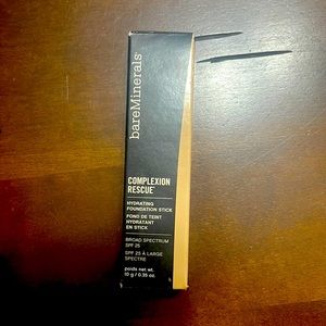 Bare minerals complexion rescue Vanilla 02